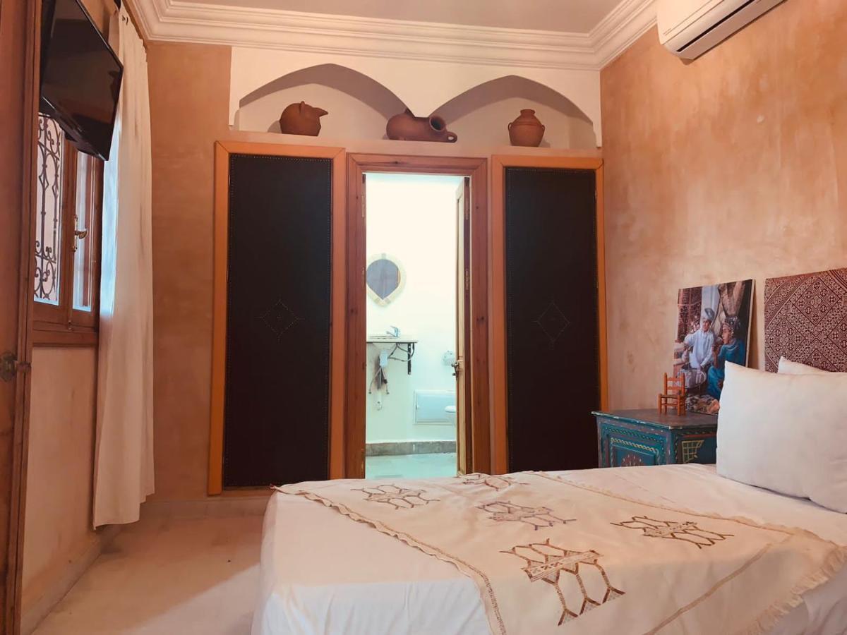 Riad Les Miroirs Marrakesh Exteriör bild