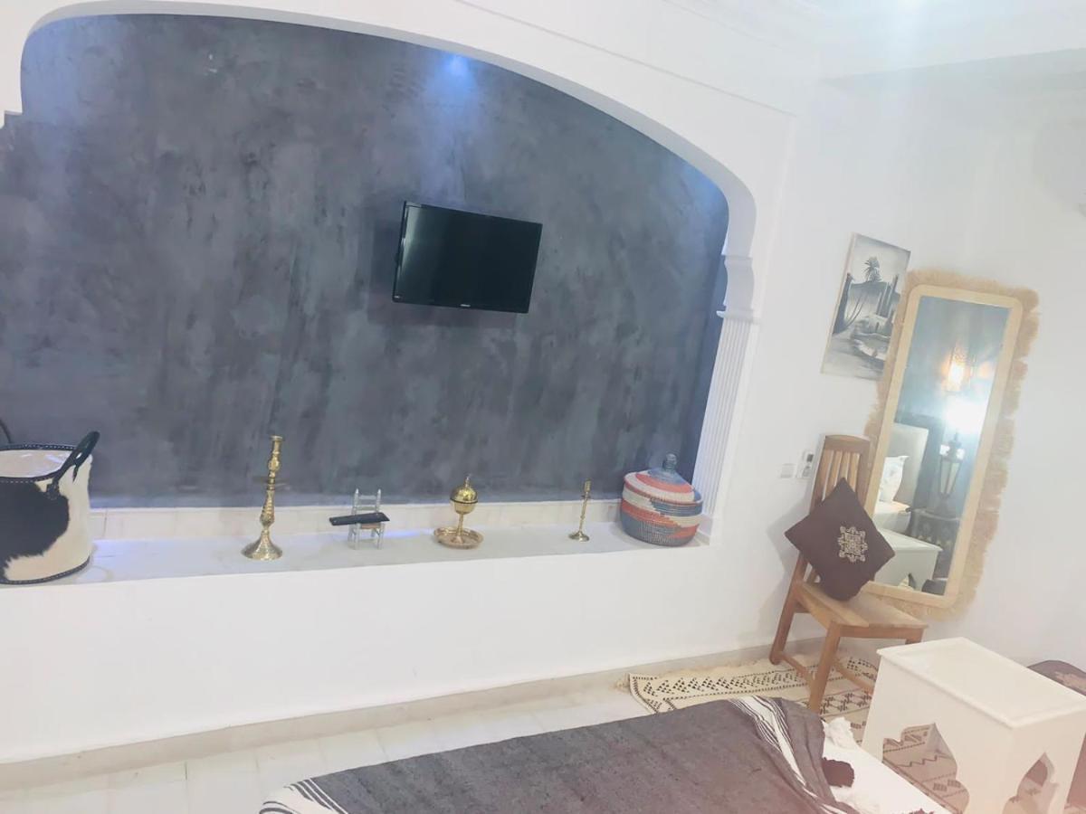 Riad Les Miroirs Marrakesh Exteriör bild