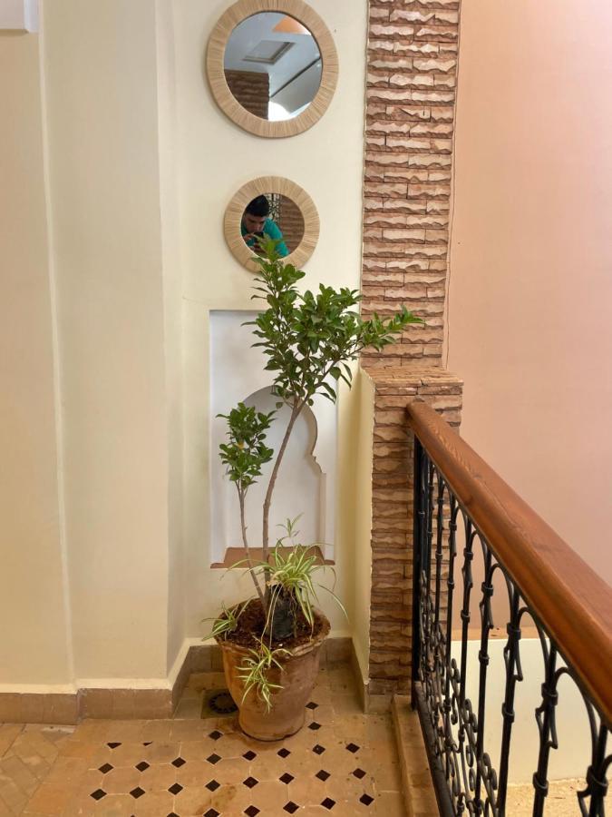 Riad Les Miroirs Marrakesh Exteriör bild
