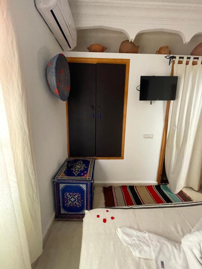 Riad Les Miroirs Marrakesh Exteriör bild