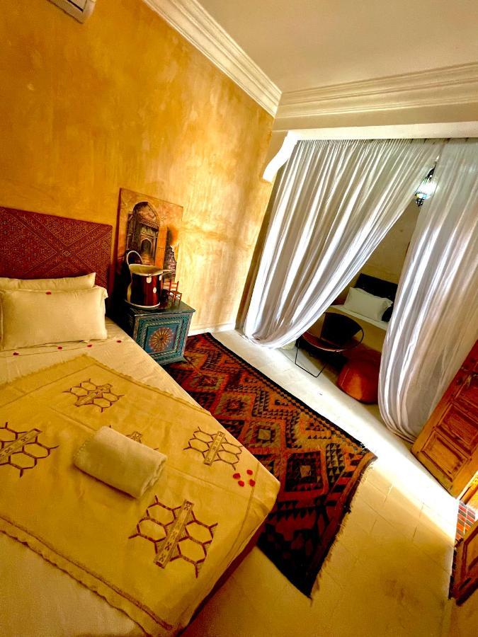 Riad Les Miroirs Marrakesh Exteriör bild
